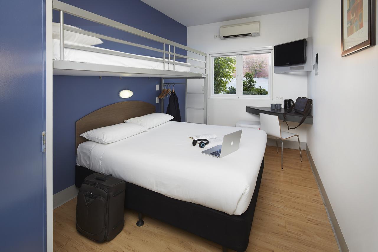 ไอบิซ บัดเจ็ต เพิร์ธ แอร์พอร์ต Hotel เพิร์ท ภายนอก รูปภาพ