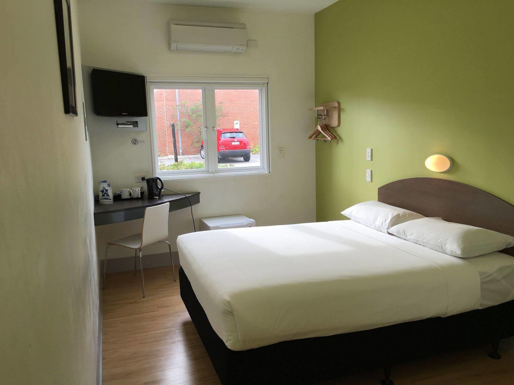 ไอบิซ บัดเจ็ต เพิร์ธ แอร์พอร์ต Hotel เพิร์ท ภายนอก รูปภาพ